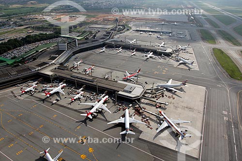  Assunto: Aeroporto Internacional Governador André Franco Montoro (Aeroporto de Cumbica) / Local: Guarulhos - São Paulo (SP) - Brasil / Data: 10/2012 
