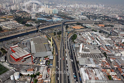  Assunto: Rodovia Presidente Dutra ou via Dutra (BR-116) e Marginal Tietê / Local: São Paulo (SP) - Brasil / Data: 09/2012 
