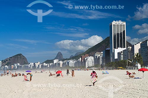  Assunto: Banhistas na Praia de Copacabana / Local: Copacabana - Rio de Janeiro (RJ) - Brasil / Data: 08/2012 