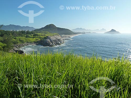  Assunto: Praia da Macumba com Pedra do Pontal e Pedra da Gávea ao fundo / Local: Recreio dos Bandeirantes - Rio de Janeiro (RJ) - Brasil / Data: 01/2011 