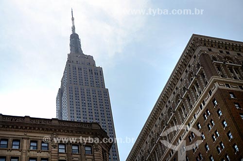  Assunto: Prédios de Manhattan com o Empire State Building ao fundo / Local: Manhattan - Nova Iorque - Estados Unidos - América do Norte / Data: 06/2011 