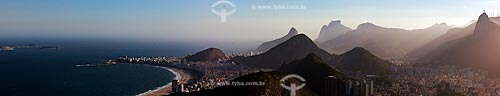  Assunto: Morro da Urca, Praia Vermelha e Praia de Copacabana ao fundo vistas a partir do Pão de Açúcar / Local: Rio de Janeiro (RJ) - Brasil / Data: 01/2013 