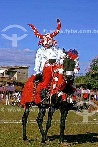  Assunto: Cavaleiro mascarado durante a Festa do Divino / Local: Pirenópolis - Goiás (GO) - Brasil / Data: 2000 