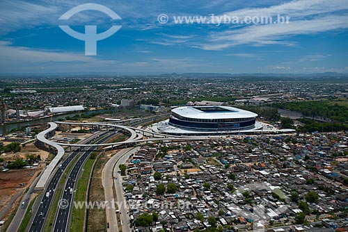  Assunto: Vista aérea da Arena do Grêmio (2012) com o viaduto que ligará as cidade de Porto Alegre e Canoas / Local: Humaitá - Porto Alegre - Rio Grande do Sul (RS) - Brasil / Data: 12/2012 