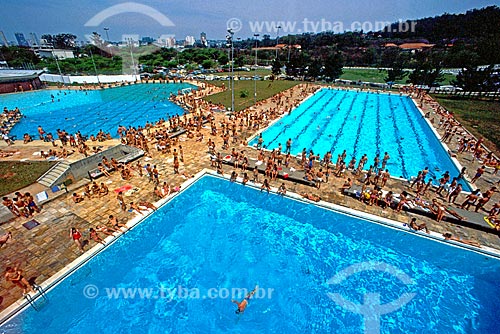  Assunto: Piscina no Centro de Práticas Esportivas da Universidade de São Paulo (CEPEUSP) / Local: São Paulo (SP) - Brasil / Data: 1994 