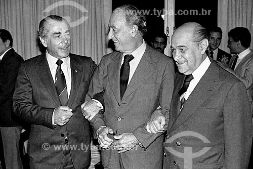  Assunto: Leonel Brizola,Tancredo Neves e André Franco Montoro no debate dos governadores de São Paulo / Local: São Paulo (SP) - Brasil / Data: 1983 