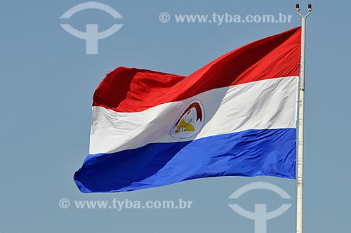  Assunto: Bandeira do Paraguai / Local: Pedro Juan Caballero - Departamento de Amambay - Paraguai - América do Sul / Data: 11/2012 