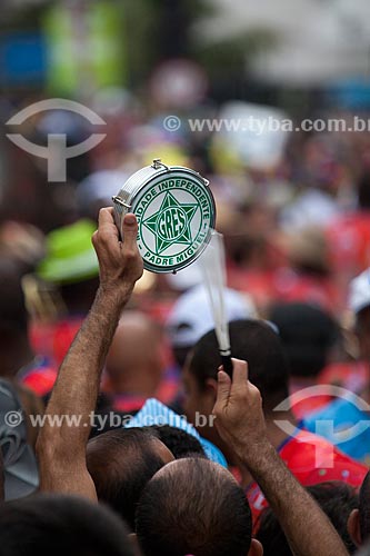  Assunto: Tamborim no desfile da Banda de Ipanema / Local: Ipanema - Rio de Janeiro (RJ) - Brasil / Data: 01/2013 