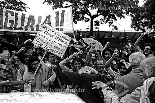  Assunto: Retorno ao Brasil do político João Amazonas anistiado em 1979 / Local: Vila Congonhas - São Paulo (SP) - Brasil / Data: 1979 