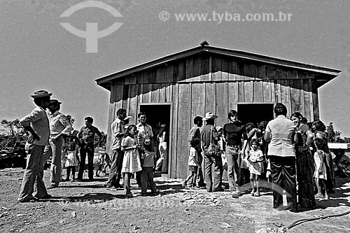 Assunto: Celebração de missa à familias de posseiros / Local: Redenção - Pará (PA) - Brasil / Data: 1980 