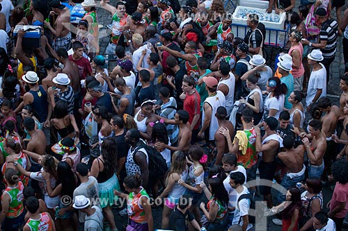 Assunto: Bloco da Rádio Beat 98 / Local: Praça Luiz de Camões - Glória - Rio de Janeiro (RJ) - Brasil / Data: 02/2013 