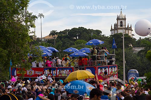  Assunto: Desfile do Bloco Sargento Pimenta com a Igreja de Nossa Senhora da Glória do Outeiro (1739) ao fundo / Local: Glória - Rio de Janeiro (RJ) - Brasil / Data: 02/2013 