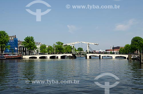  Assunto: Ponte Magere Brug - ponte estreita - 1670 / Local: Amsterdam - Holanda - Europa / Data: 05/2012 