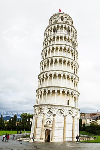  Assunto: Torre de Pisa na Praça dos Milagres (Piazza dei Miracoli) / Local: Província de Pisa - Itália - Europa / Data: 12/2012 