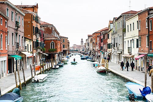  Assunto: Canal na Ilha de Murano / Local: Ilha de Murano - Província de Veneza - Itália - Europa / Data: 12/2012 