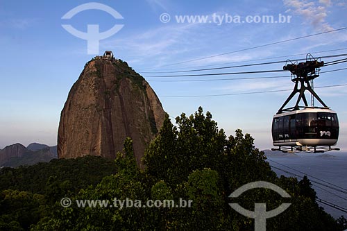  Assunto: Bondinho do Pão de Açúcar fazendo a travessia entre o Morro da Urca e o Pão de Açúcar / Local: Urca - Rio de Janeiro (RJ) - Brasil / Data: 03/2013 