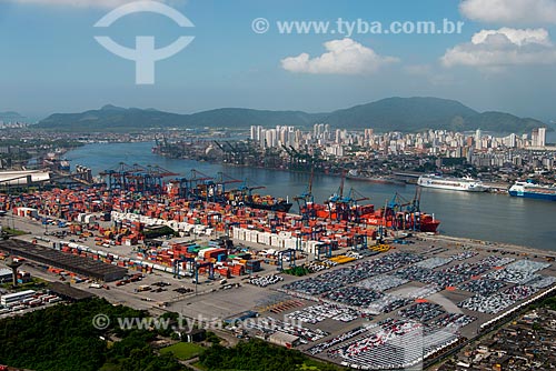  Assunto: Vista do TECON - Terminal de containers de Santos - com a cidade de Santos ao fundo / Local: Vicente de Carvalho - Guarujá - São Paulo (SP) - Brasil / Data: 02/2013 
