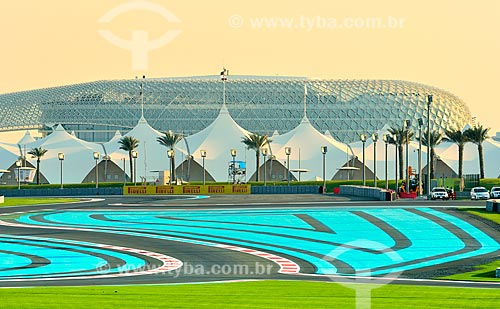  Assunto: Pista e arquibancada do Autódromo de Abu Dhabi (Circuito de Yas Marina) / Local: Ilha Yas - Abu Dhabi - Emirados Árabes Unidos - Ásia / Data:  