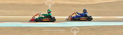  Assunto: Corrida de kart em Al Ain Raceway / Local: Al Ain - Emirados Árabes Unidos - Ásia / Data: 11/2012 