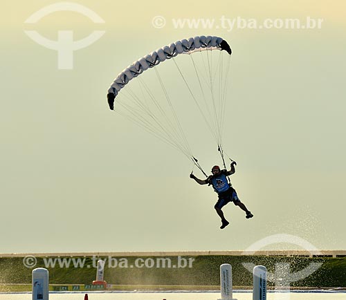  Assunto: Paraquedista durante o Campeonato Mundial de Paraquedismo 2012   / Local: Dubai Marina - Dubai - Emirados Árabes Unidos - Ásia / Data: 12/2012 