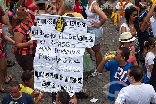 Assunto: Folião fantasiado de anúncio no carnaval de rua em Olinda / Local: Olinda - Pernambuco (PE) - Brasil / Data: 02/2013 