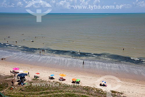  Assunto: Banhistas na praia da Maria Farinha / Local: Paulista - Pernambuco (PE) - Brasil / Data: 02/2013 