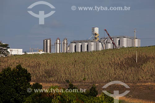  Assunto: Fábrica da Companhia de Bebidas das Américas - AmBev - às margens da Rodovia BR-101 / Local: Itapissuma - Pernambuco (PE) - Brasil / Data: 02/2013 