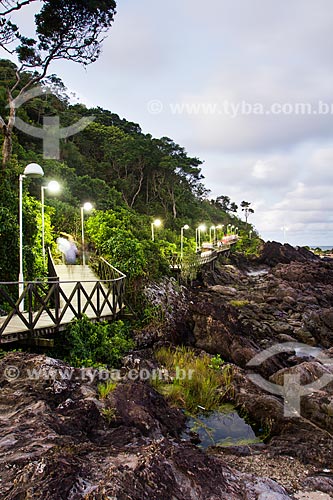  Assunto: Passarela do Pontal Norte, que dá acesso à Praia do Buraco / Local: Balneário Camboriú - Santa Catarina (SC) - Brasil / Data: 03/2013 
