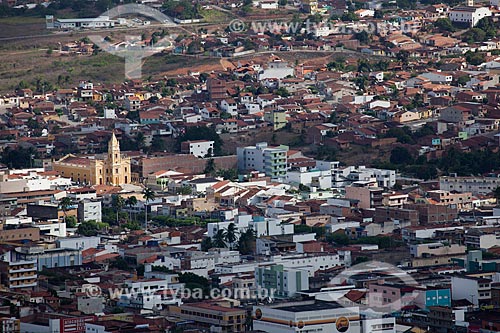 Vista geral da cidade de Guarabira a partir do caminho para o Memorial Frei Damião - também conhecido como Santuário de Frei Damião - com Catedral de Nossa Senhora da Luz à esquerda   - Guarabira - Paraíba - Brasil