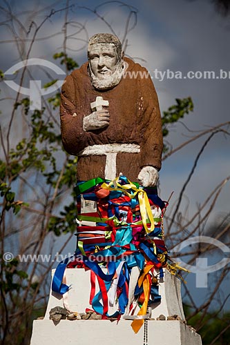 Assunto: Estátua de Frei Damião no Memorial Frei Damião (2004) - também conhecido como Santuário de Frei Damião / Local: Guarabira - Paraíba (PB) - Brasil / Data: 02/2013 