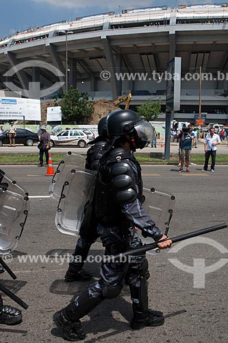  Assunto: Policiais da Tropa de Choque durante a retirada de indígenas na Aldeia Maracanã / Local: Maracanã - Rio de Janeiro (RJ) - Brasil / Data: 03/2013 