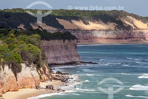  Assunto: Praia do Centro com a Baía dos Golfinhos - também conhecida como Praia do Curral - ao fundo / Local: Distrito de Pipa - Tibau do Sul - Rio Grande do Norte (RN) - Brasil / Data: 03/2013 