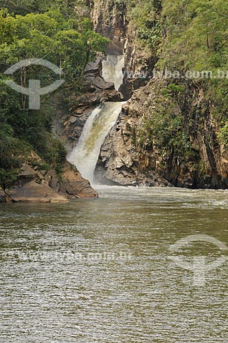  Assunto: Cachoeira Santo Antônio no complexo da Serra da Canastra / Local: Delfinópolis - Minas Gerais (MG) - Brasil / Data: 03/2013 