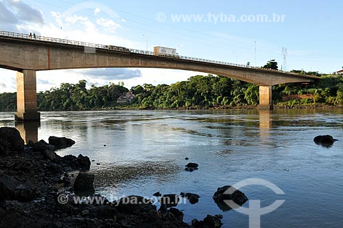  Assunto: Ponte Mendonça Lima sobre o Rio Grande - BR 153 - Rodovia Transbrasiliana, divisa dos estados de São Paulo e Minas Gerais / Local: Fronteira - Minas Gerais (MG) - Brasil / Data: 02/2013 