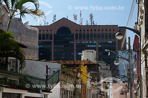  Assunto: Casarios na Ladeira João Homem com o Edifício Rio Branco 1 ao fundo / Local: Saúde - Rio de Janeiro (RJ) - Brasil / Data: 05/2013 