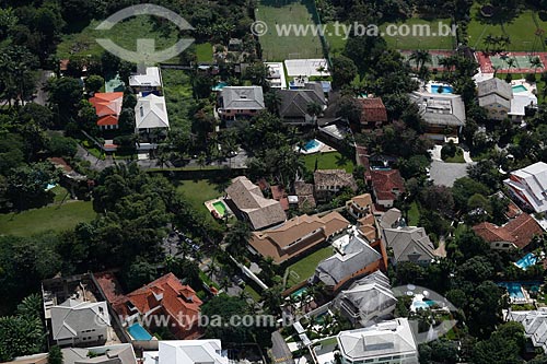  Assunto: Vista aérea de condomínio / Local: Barra da Tijuca - Rio de Janeiro (RJ) - Brasil / Data: 05/2012 