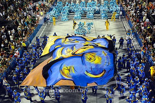  Desfile do Grêmio Recreativo Escola de Samba Unidos da Tijuca - Carro alegórico - Enredo 2013 - Desceu num raio, é trovoada! O deus Thor pede passagem pra contar nessa viagem a Alemanha encantada  - Rio de Janeiro - Rio de Janeiro - Brasil