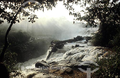  Conjunto de cachoeiras chamadas de Sete Quedas antes da inundação pela Usina Hidrelétrica Itaipu Binacional  - Garopaba - Santa Catarina (SC) - Brasil
