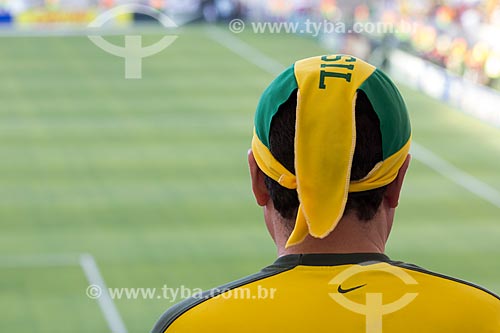  Assunto: Torcedor no Estádio Jornalista Mário Filho, também conhecido como Maracanã, durante jogo amistoso entre Brasil e Inglaterra / Local: Maracanã - Rio de Janeiro (RJ) - Brasil / Data: 06/2013 