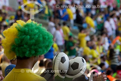  Assunto: Torcedor no Estádio Jornalista Mário Filho, também conhecido como Maracanã, durante jogo amistoso entre Brasil e Inglaterra / Local: Maracanã - Rio de Janeiro (RJ) - Brasil / Data: 06/2013 