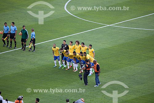  Assunto: Jogadores posam para a foto oficial do jogo amistoso entre Brasil x Inglaterra no Estádio Jornalista Mário Filho - também conhecido como Maracanã / Local: Maracanã - Rio de Janeiro (RJ) - Brasil / Data: 06/2013 