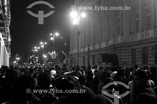  Pessoas na Praça XV de Novembro durante a manifestação conhecida como Movimento Passe Livre  - Rio de Janeiro - Rio de Janeiro - Brasil