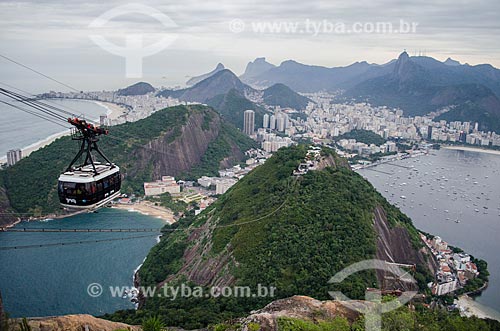  Assunto: Bondinho do Pão de Açúcar fazendo a travessia entre o Morro da Urca e o Pão de Açúcar / Local: Urca - Rio de Janeiro (RJ) - Brasil / Data: 06/2013 