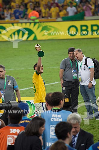  Assunto: Neymar comemorando a conquista da Copa das Confederações no Estádio Jornalista Mário Filho - também conhecido como Maracanã / Local: Maracanã - Rio de Janeiro (RJ) - Brasil / Data: 06/2013 