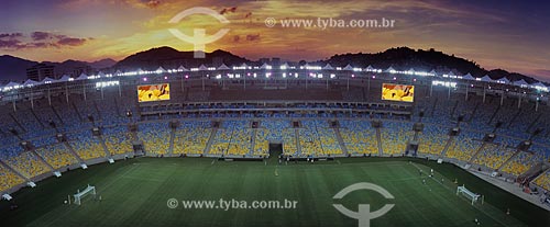  Assunto: Pôr do sol no Estádio Jornalista Mário Filho - também conhecido como Maracanã / Local: Maracanã - Rio de Janeiro (RJ) - Brasil / Data: 04/2013 