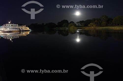  Assunto: Luar às margens do Rio Amazonas próximo à Parintins / Local: Parintins - Amazonas (AM) - Brasil / Data: 06/2013 