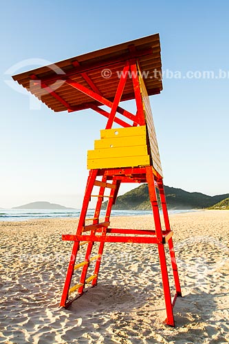  Assunto: Posto de salva vidas na Praia Brava / Local: Florianópolis - Santa Catarina (SC) - Brasil / Data: 07/2013 