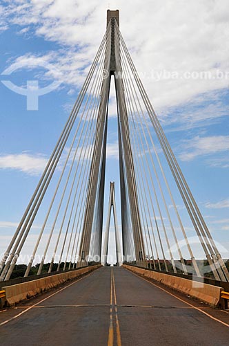  Assunto: Ponte de Porto Alencastro (2003) - divisa entre Mato Grosso do Sul e Minas Gerais / Local: Paranaíba - Mato Grosso do Sul (MS) - Brasil / Data: 07/2013 