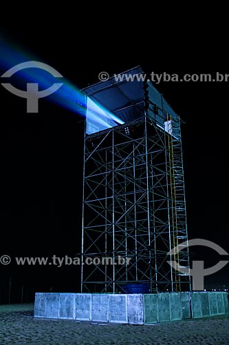  Assunto: Estrutura metálica com projetores próximo ao palco principal da Jornada Mundial da Juventude, montado na praia de Copacabana / Local: Copacabana - Rio de Janeiro (RJ) - Brasil / Data: 07/2013 
