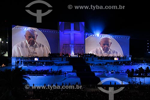 Assunto: Imagem do Papa Francisco no telão do palco principal da Jornada Mundial da Juventude / Local: Copacabana - Rio de Janeiro (RJ) - Brasil / Data: 07/2013 